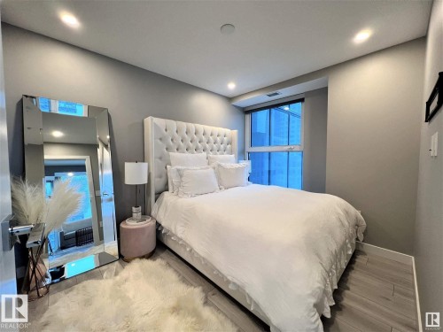 #702 10180 103 St Nw, Edmonton, AB - Indoor Photo Showing Bedroom