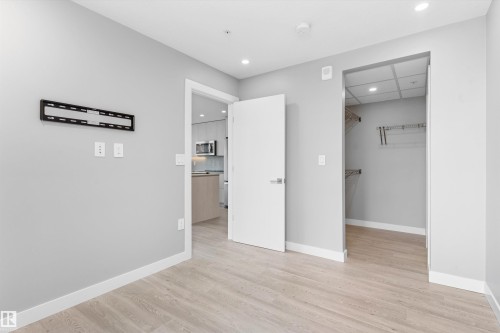 #702 10180 103 St Nw, Edmonton, AB - Indoor Photo Showing Other Room