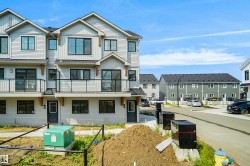 #61 525 SECORD BV NW  Edmonton, AB T5T 7V3