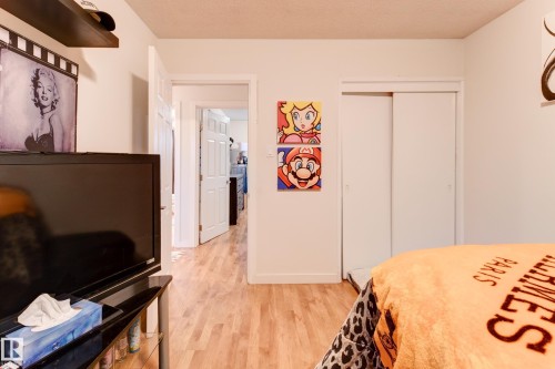 Image quality insufficient for description - 13211 77 Street Nw, Edmonton, AB - Indoor Photo Showing Bedroom