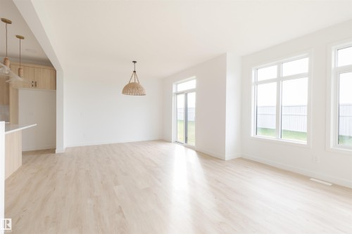 49 Chartres Close, St. Albert, AB - Indoor Photo Showing Other Room