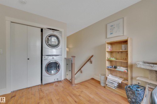 12205 112 Avenue, Edmonton, AB - Indoor Photo Showing Laundry Room