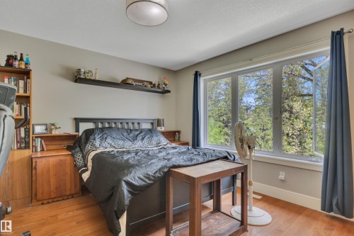 12205 112 Avenue, Edmonton, AB - Indoor Photo Showing Bedroom