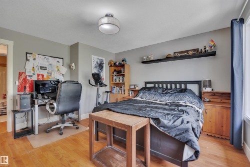 12205 112 Avenue, Edmonton, AB - Indoor Photo Showing Bedroom