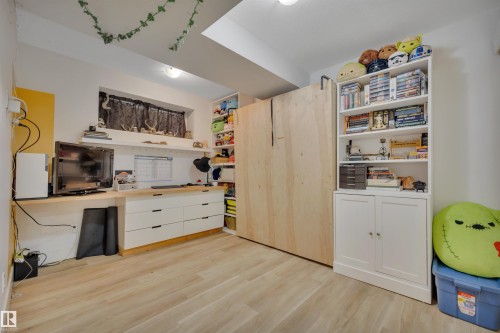 12205 112 Avenue, Edmonton, AB - Indoor