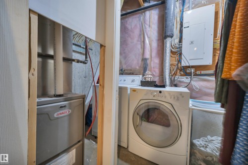 12205 112 Avenue, Edmonton, AB - Indoor Photo Showing Laundry Room