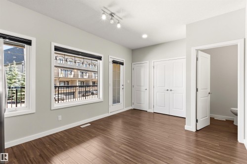 5833 Mullen Place Nw, Edmonton, AB 