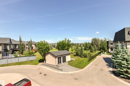5833 Mullen Place Nw, Edmonton, AB 