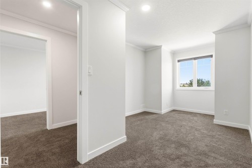 5833 Mullen Place Nw, Edmonton, AB 
