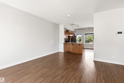 5833 Mullen Place Nw, Edmonton, AB 