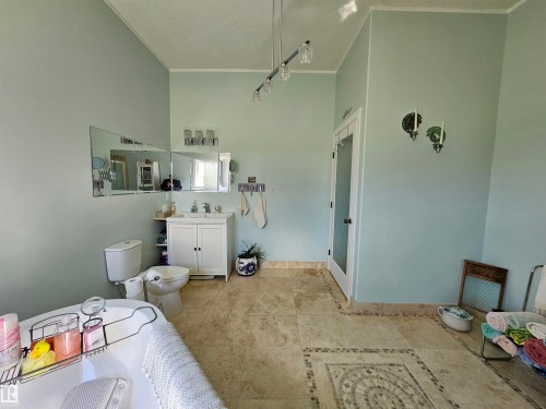 56320 Range Road 102A, Rural St. Paul County, AB - Indoor