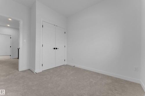 175 Graybriar Drive, Stony Plain, AB - Indoor Photo Showing Other Room