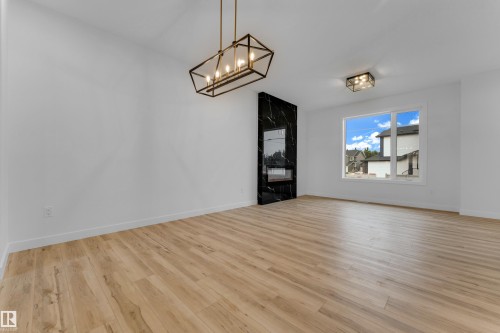 175 Graybriar Drive, Stony Plain, AB - Indoor