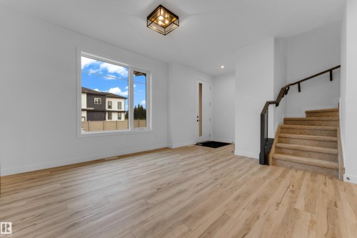 175 Graybriar Drive, Stony Plain, AB - Indoor Photo Showing Other Room