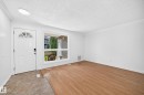 #40 3111 142 Av Nw, Edmonton, AB  - Indoor Photo Showing Other Room 