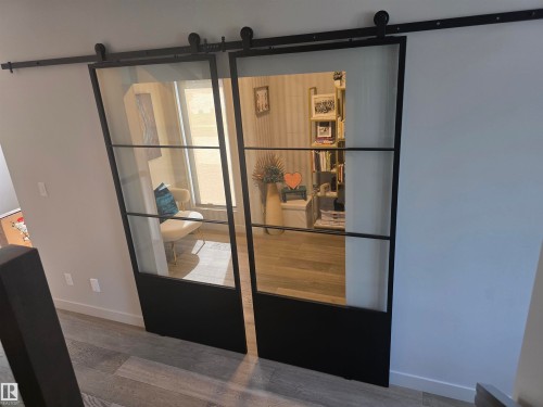 6805 Knox Loop Sw, Edmonton, AB - Indoor
