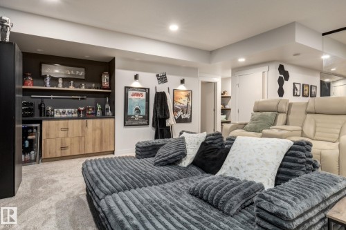 6805 Knox Loop Sw, Edmonton, AB - Indoor