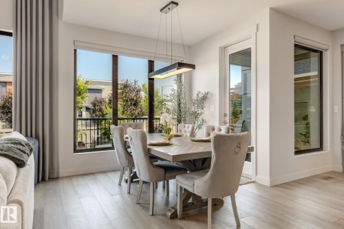 6805 Knox Loop Sw, Edmonton, AB - Indoor Photo Showing Dining Room