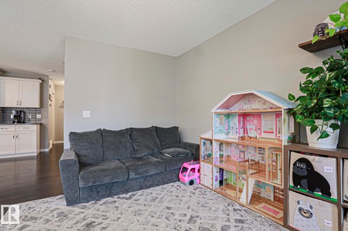 2033 Westerra Loop, Stony Plain, AB - Indoor Photo Showing Living Room