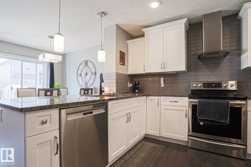 2033 Westerra Loop, Stony Plain, AB - Indoor Photo Showing Kitchen With Upgraded Kitchen