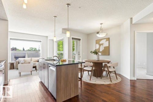 #217 10523 123 St Nw, Edmonton, AB - Indoor