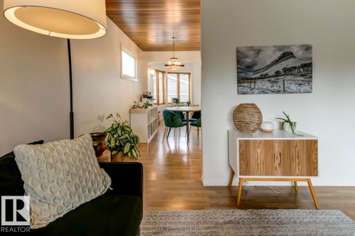 4024 121 St, Edmonton, AB - Indoor