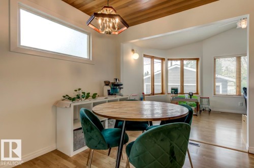 4024 121 St, Edmonton, AB - Indoor Photo Showing Dining Room