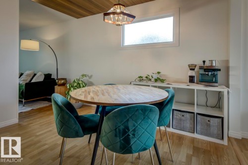 4024 121 St, Edmonton, AB - Indoor Photo Showing Dining Room