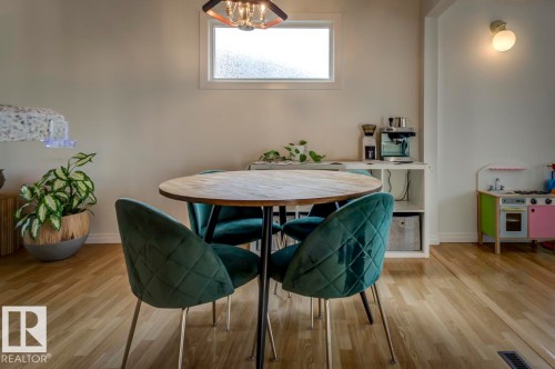 4024 121 St, Edmonton, AB - Indoor Photo Showing Dining Room