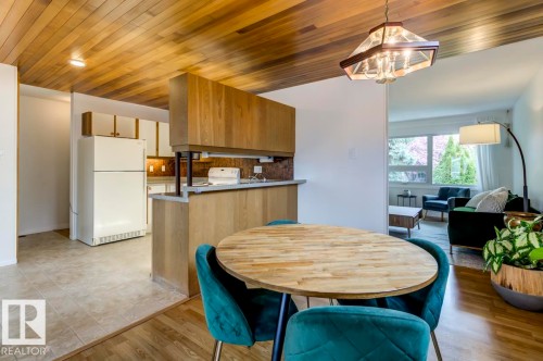 4024 121 St, Edmonton, AB - Indoor Photo Showing Dining Room