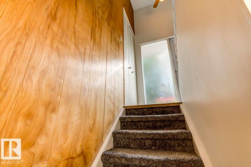 4024 121 St, Edmonton, AB - Indoor Photo Showing Other Room