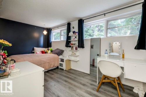 4024 121 St, Edmonton, AB - Indoor