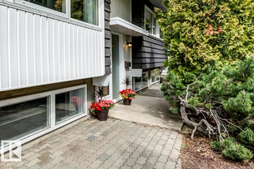 4024 121 St, Edmonton, AB - Outdoor