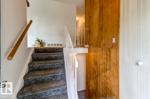 4024 121 St, Edmonton, AB - Indoor Photo Showing Other Room
