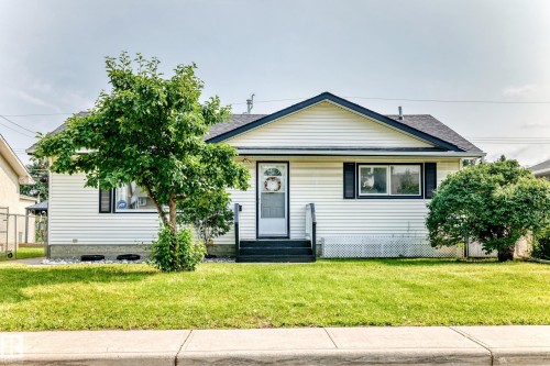10819 137 Avenue NW  Edmonton, AB T5E 1Z2
