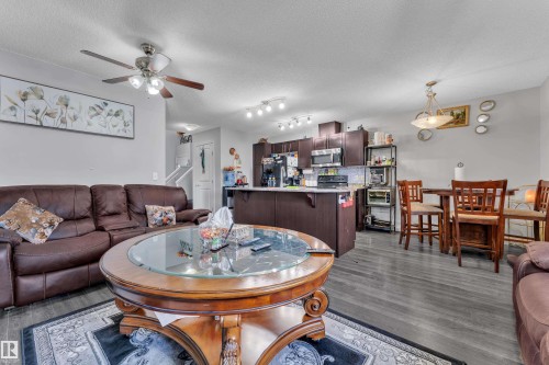 3127 16 Avenue Nw, Edmonton, AB - Indoor