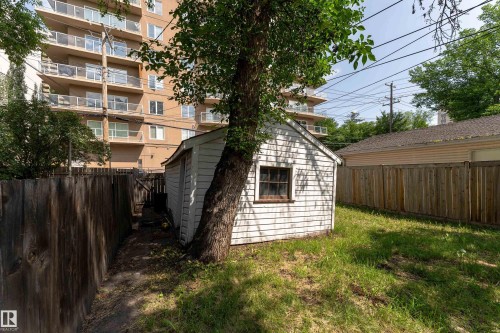 11108 81 Avenue Nw, Edmonton, AB - Outdoor