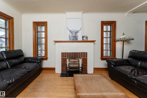 11108 81 Avenue Nw, Edmonton, AB - Indoor Photo Showing Living Room With Fireplace