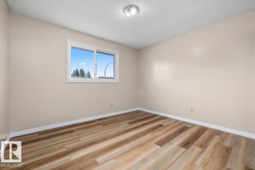 5212 50 Avenue, Bruderheim, AB - Indoor Photo Showing Other Room