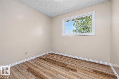 5212 50 Avenue, Bruderheim, AB - Indoor Photo Showing Other Room