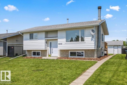 5212 50 Avenue, Bruderheim, AB - Outdoor