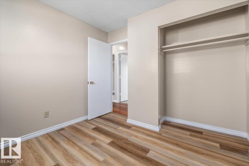 5212 50 Avenue, Bruderheim, AB - Indoor Photo Showing Other Room