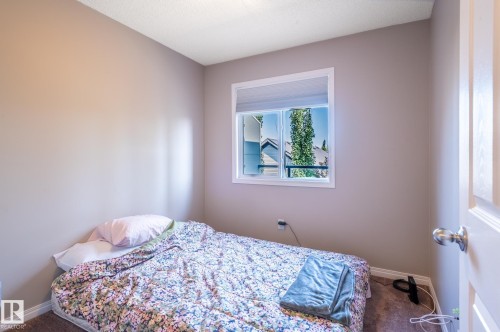 #17 7503 Getty Ga Nw, Edmonton, AB - Indoor Photo Showing Bedroom