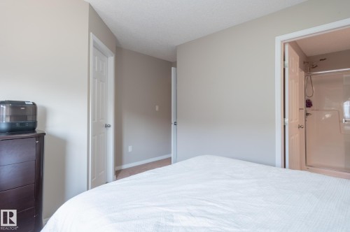#17 7503 Getty Ga Nw, Edmonton, AB - Indoor Photo Showing Bedroom