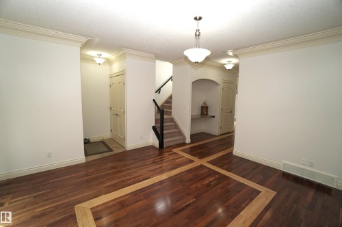 10224 90 Street Nw, Edmonton, AB - Indoor Photo Showing Other Room
