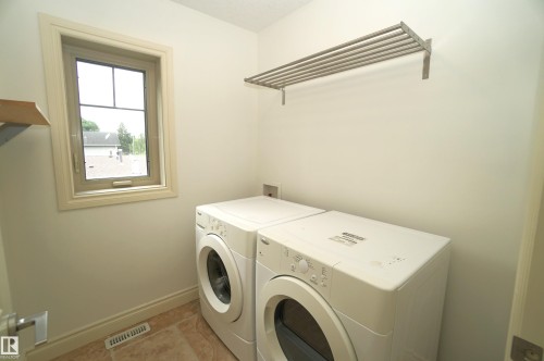 10224 90 Street Nw, Edmonton, AB - Indoor Photo Showing Laundry Room