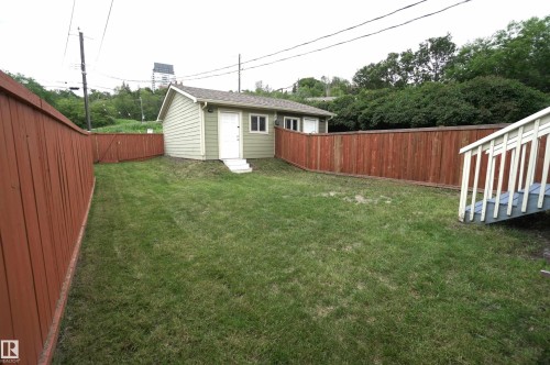 10224 90 Street Nw, Edmonton, AB - Outdoor