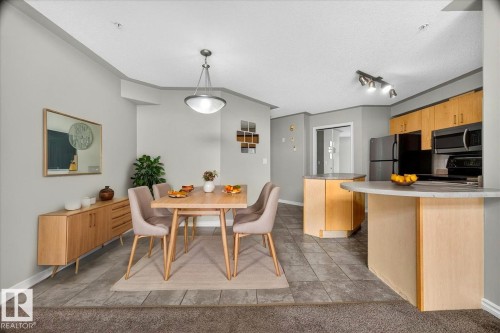 #503 10033 116 St Nw, Edmonton, AB - Indoor