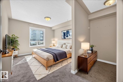 #503 10033 116 St Nw, Edmonton, AB - Indoor Photo Showing Bedroom
