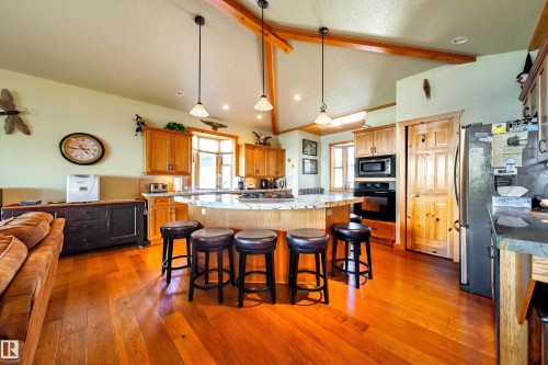 103 Argentia Beach, Rural Wetaskiwin County, AB - Indoor